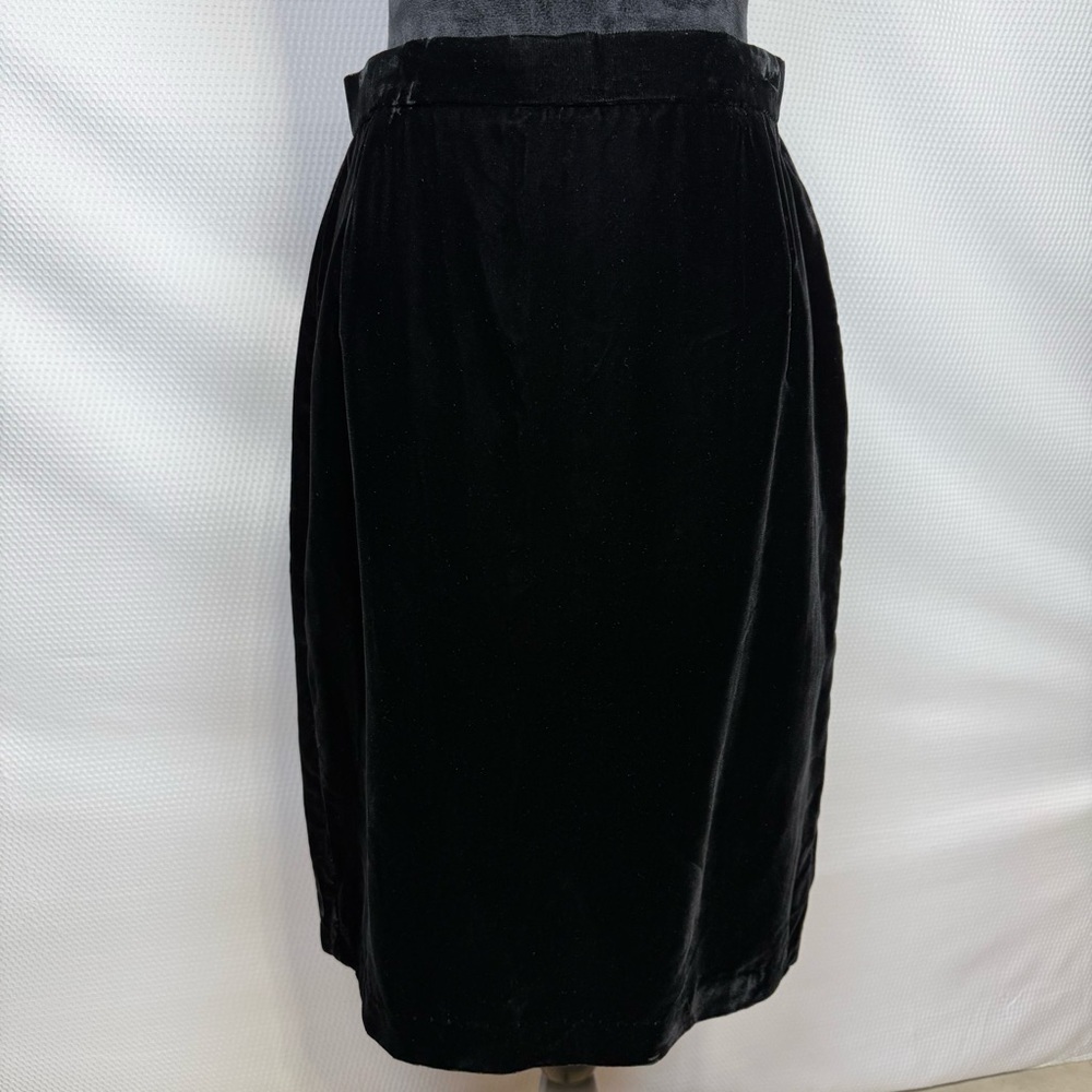 Kips Bay Black Velvet Pencil Skirt Size 11/12 Vintage Made in USA